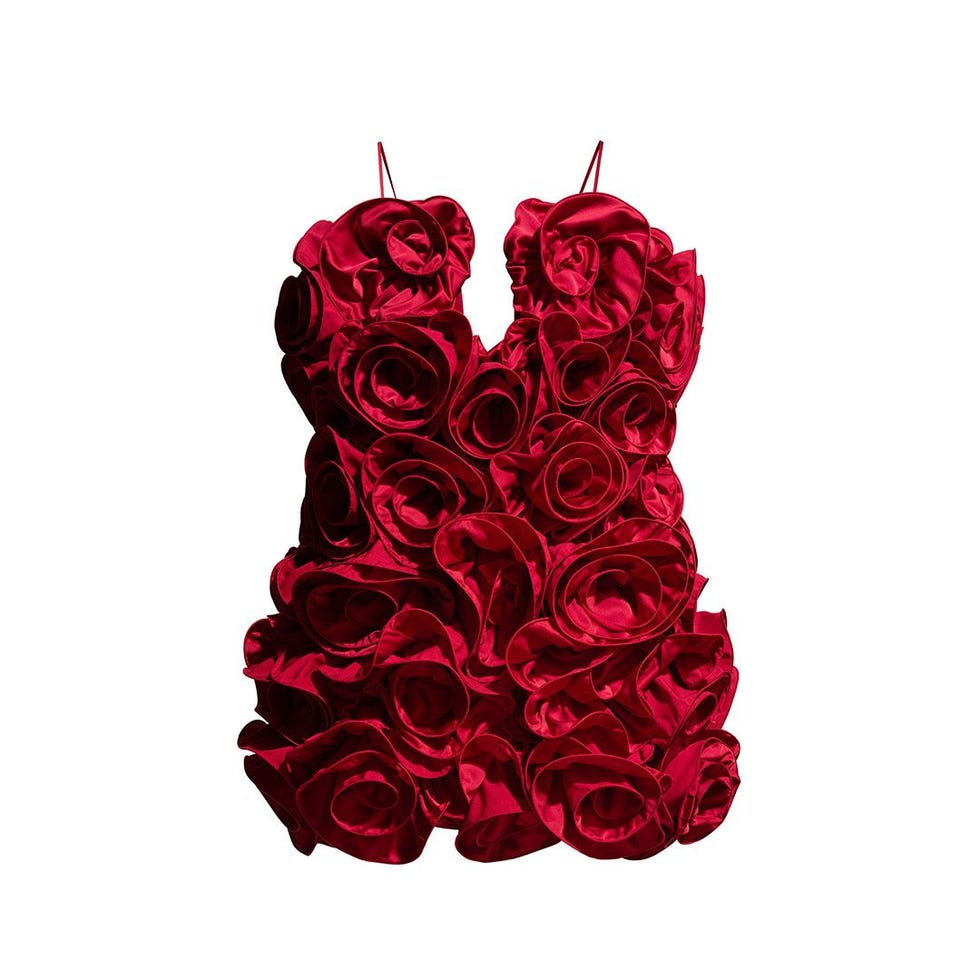 Robe en satin à ébats