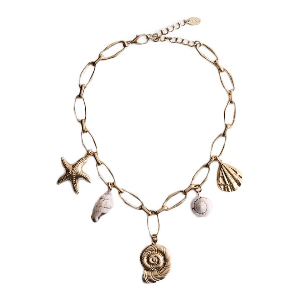 Collier de perles de coquilles