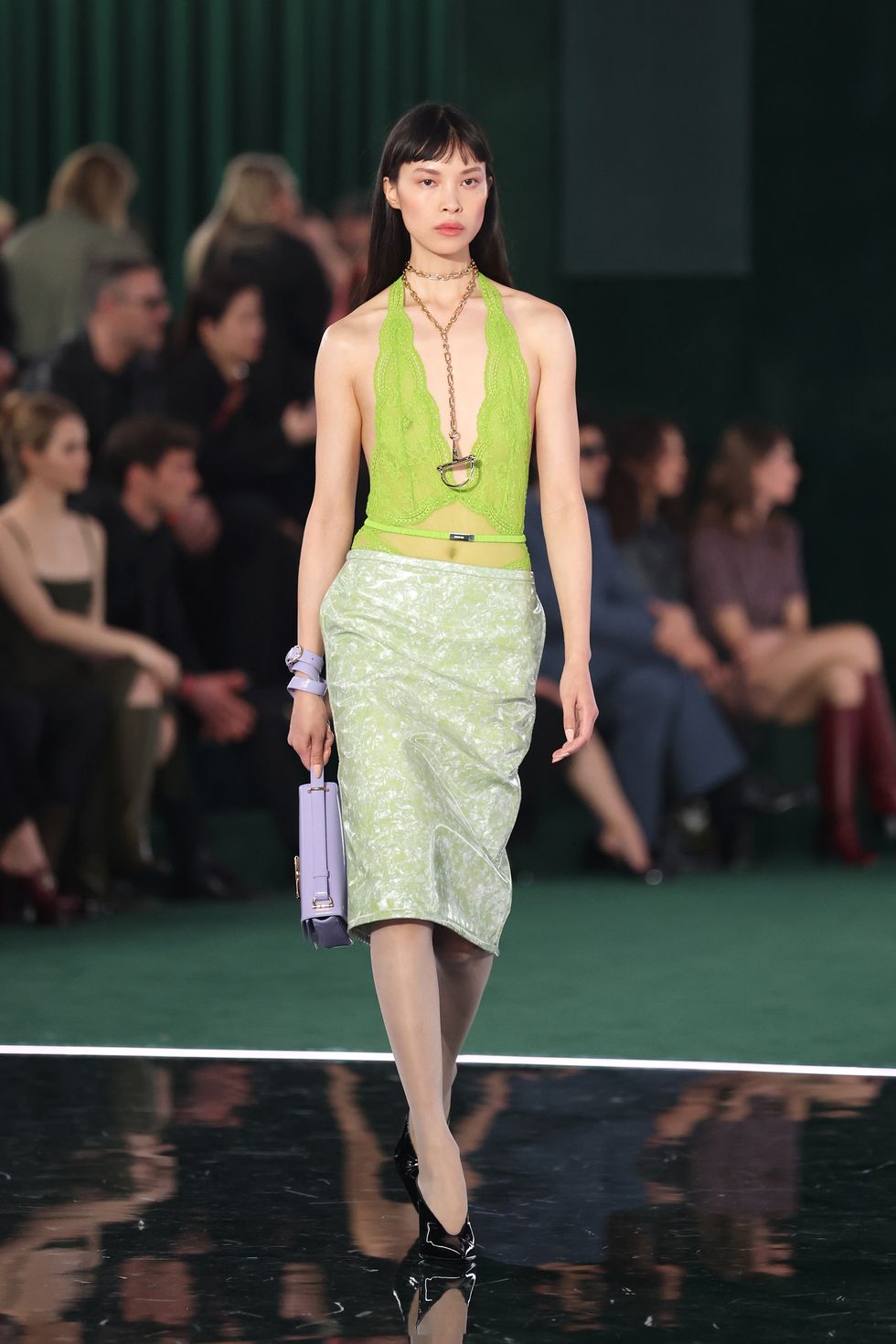 GUCCI FEMMES AUTOMME / HIVER 2025/2026 Fashion Show Pisteway