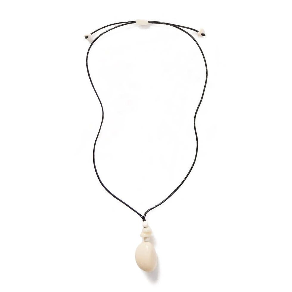 Le collier pendentif