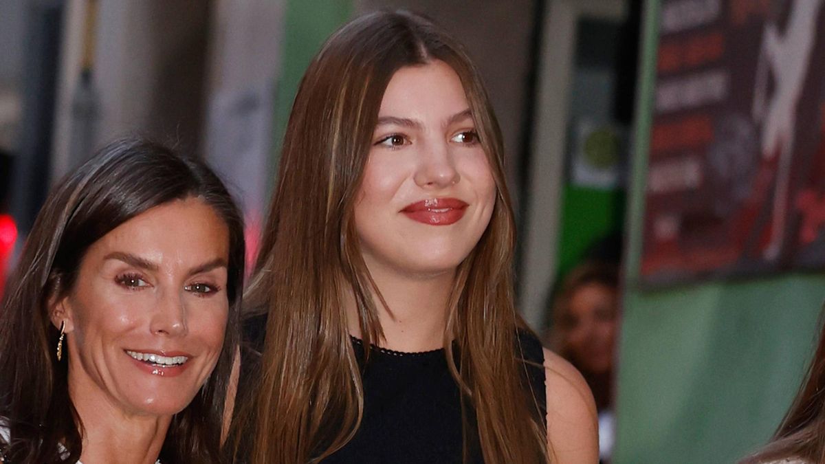 The Brilliant Sofia Infant lors d'une soirée cinéma: sa robe «Low Cost» Robe pour la soirée Malorcan