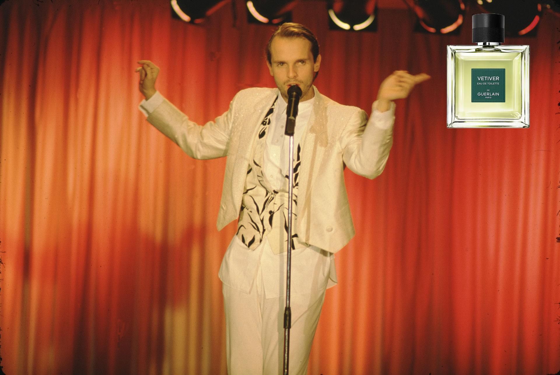Miguel Bosé le ragló a nacho Duato este perfume