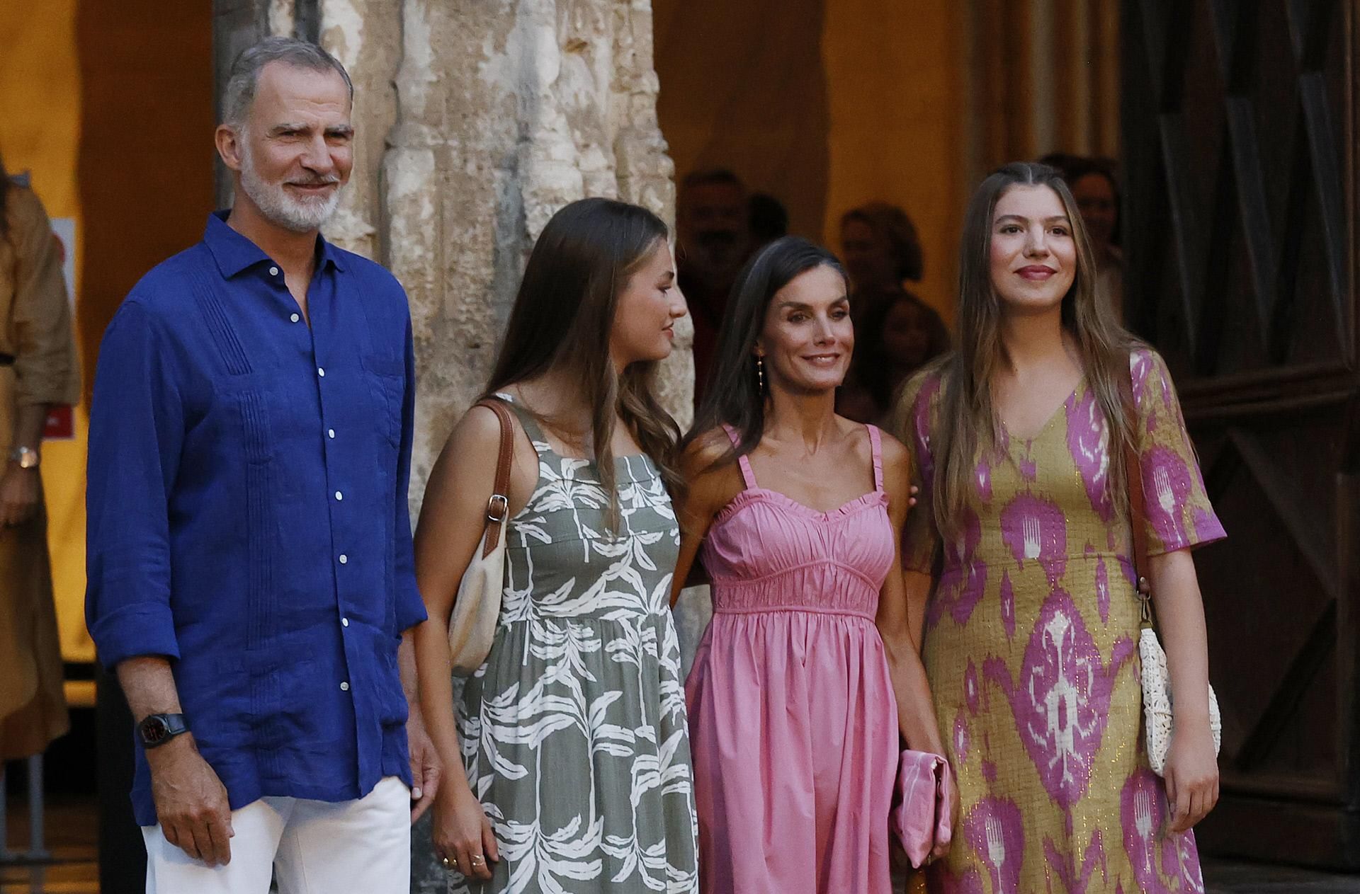 King Felipe VI avec chemise bleue à Majorque