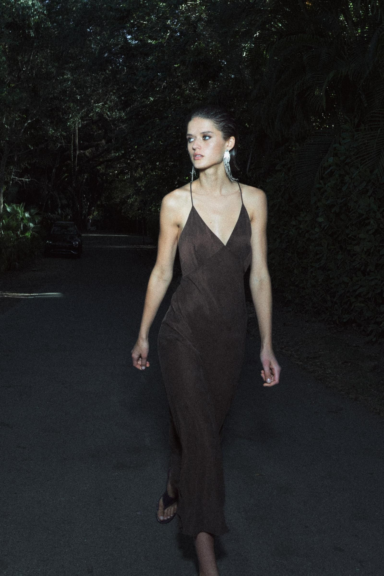 Robe de lingerie brune