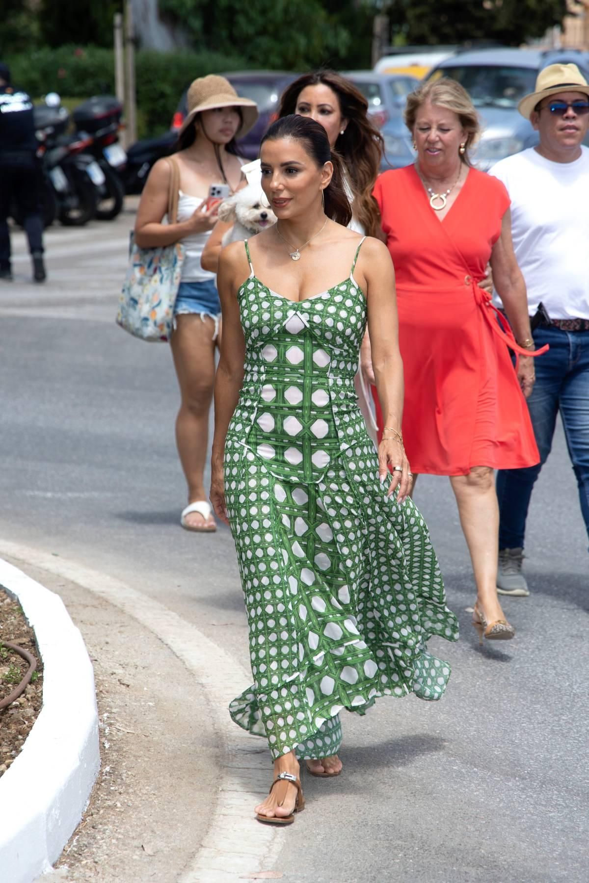 Eva Longoria avec la robe «Mila» de «Misa Los Angeles»