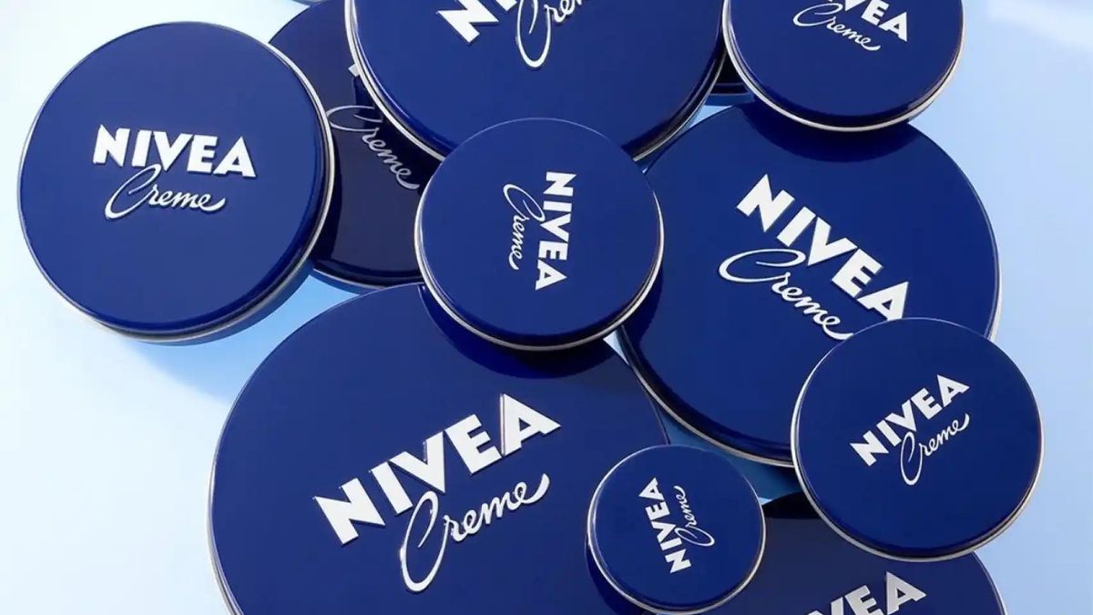La Nivea del bote azul es una crema con muchos beneficios
