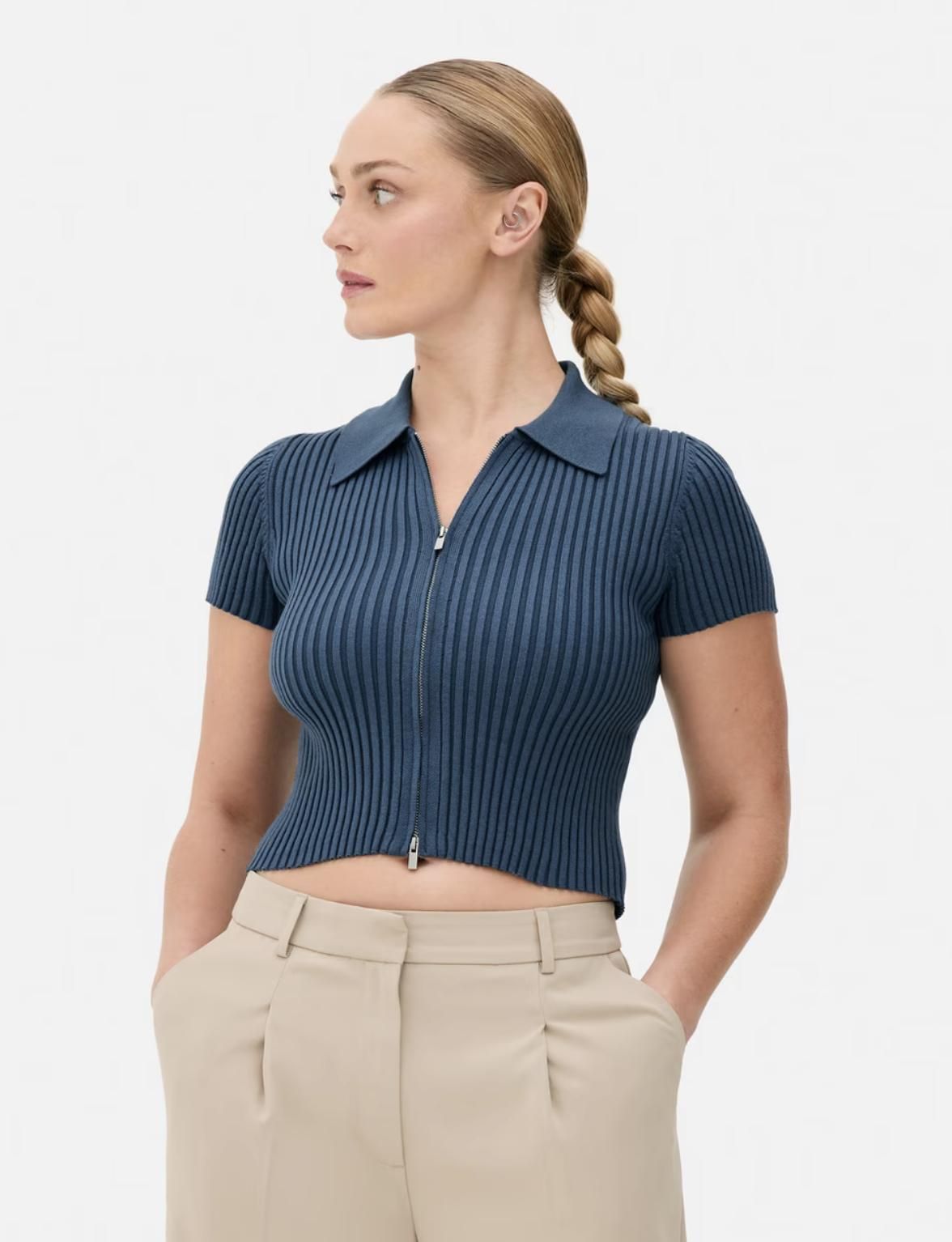 Pôle à fermeture éclair courte