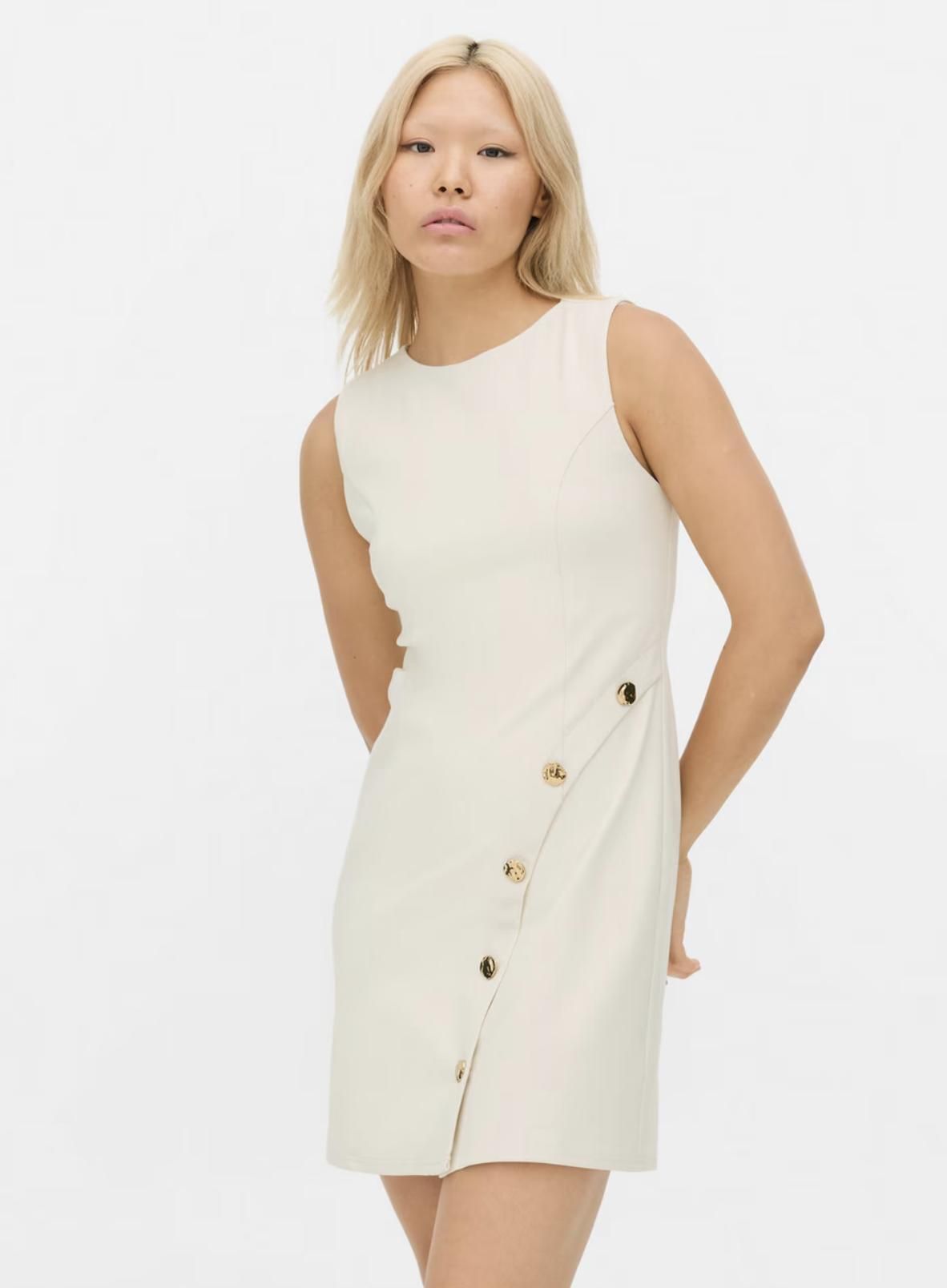 Boutons de robe courte