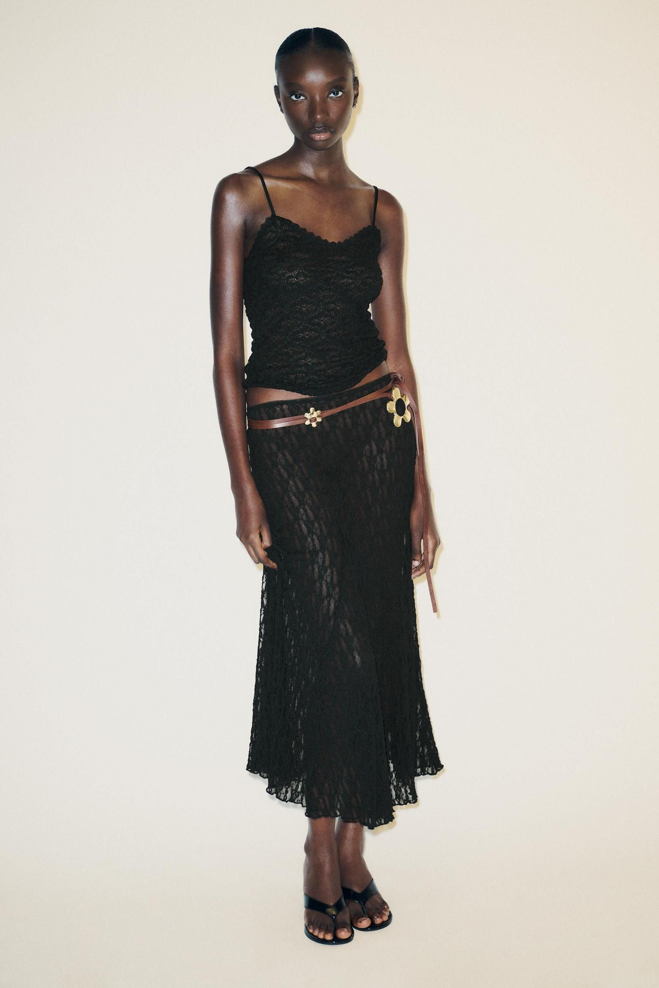 Jupe en dentelle noire