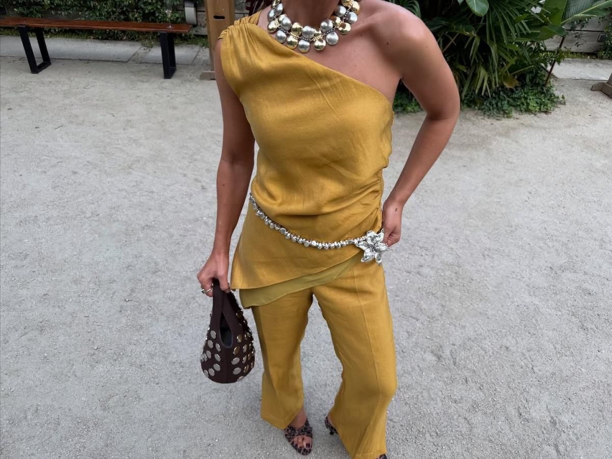 Le look invité de Mariana Díez Moliner, en détail.