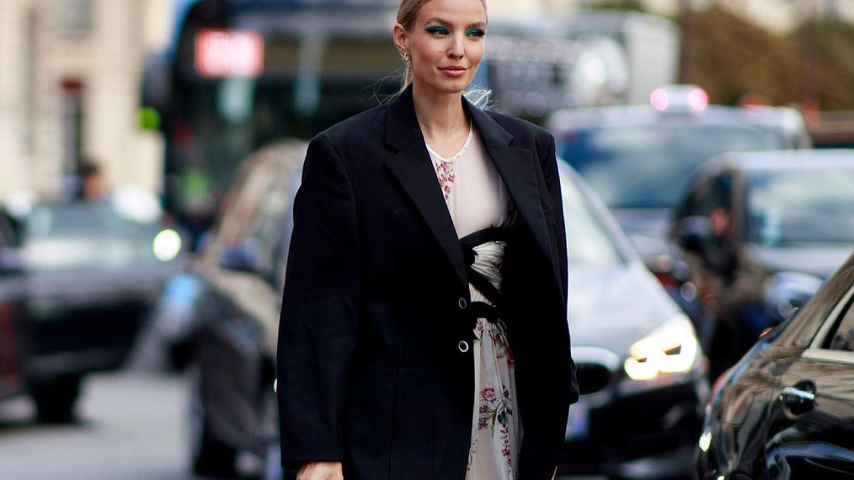 Los vestidos camiseros de otoño perfectos para ir a la oficina