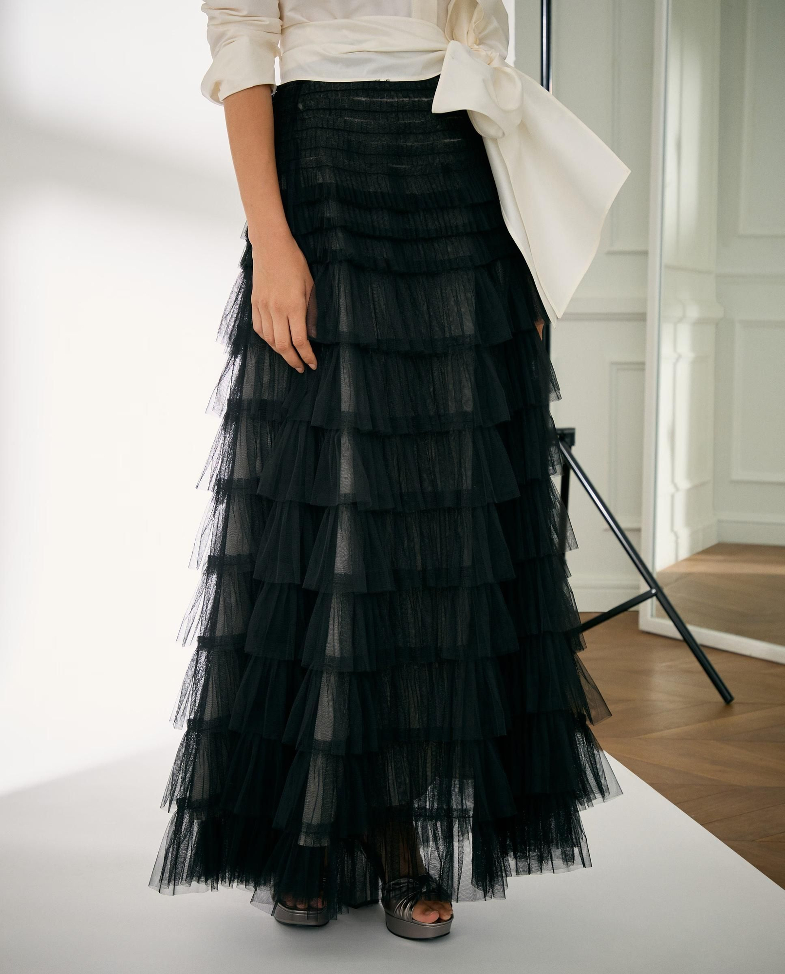 Jupe en tulle noir avec des dépliants