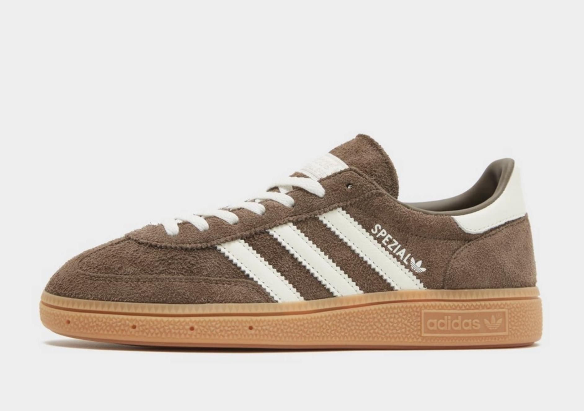 Chaussures speziales de handball adidas