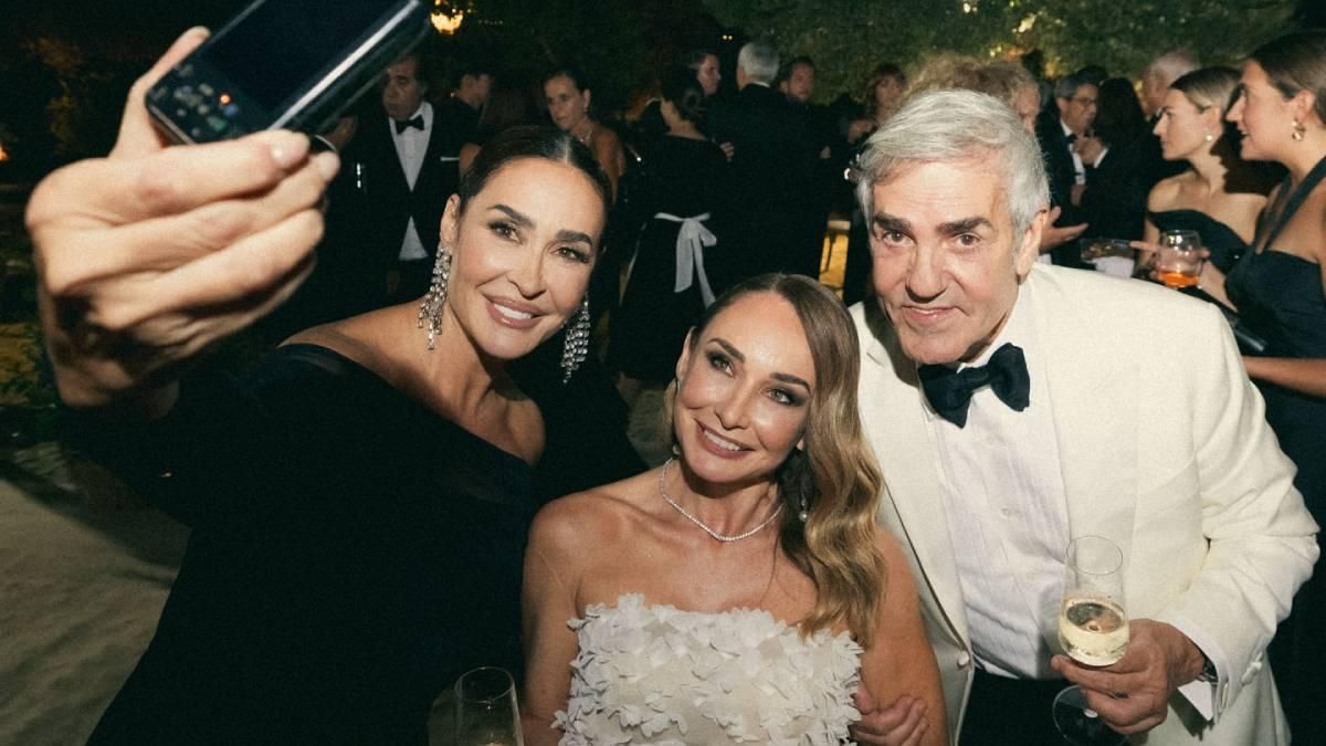 Vicky Martín Berrocal, una de las invitadas más elegantes de la boda de José Moro y Fátima Pereyra