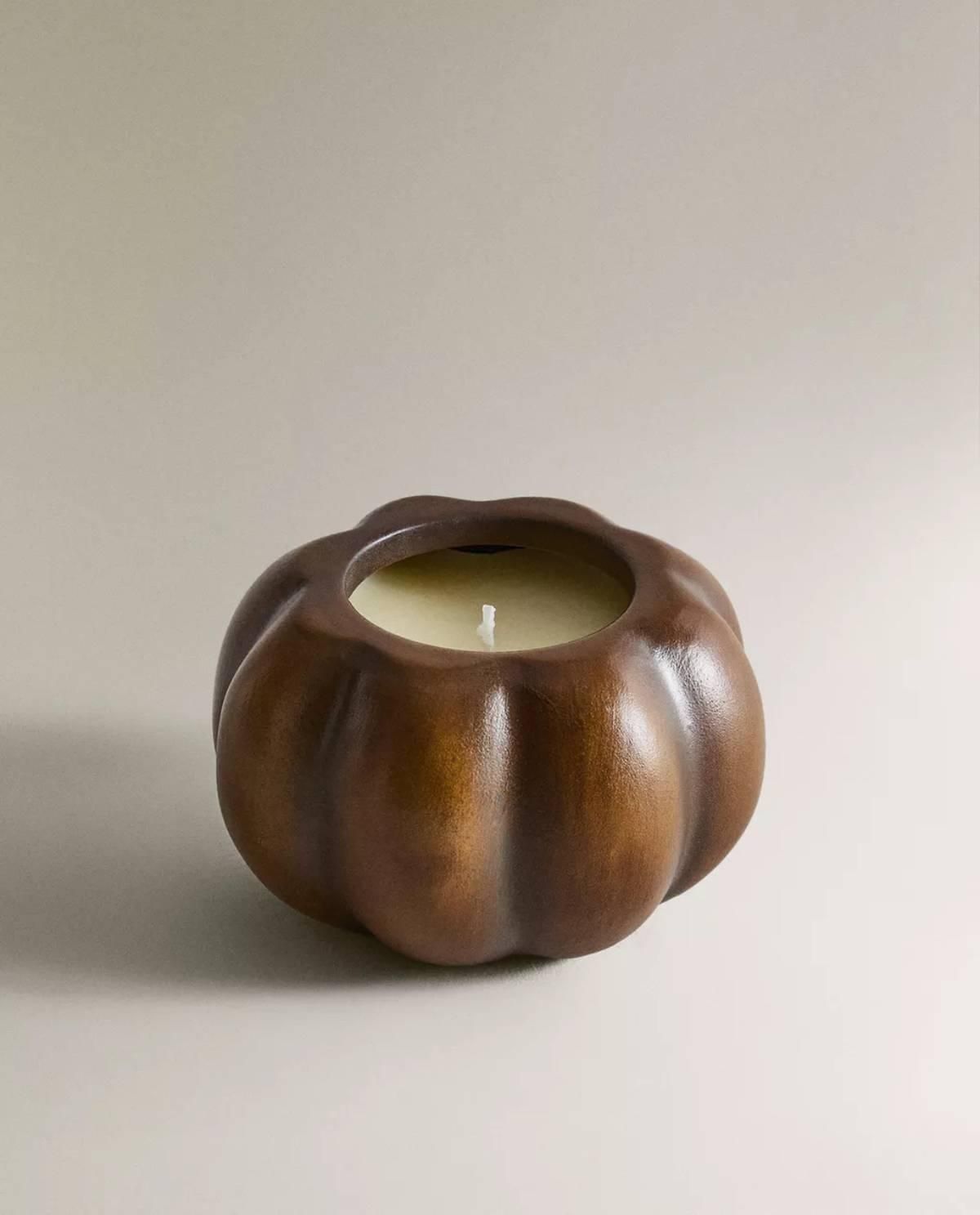 Bougie aromatique «Pumpkin Spice», par Zara à la maison
