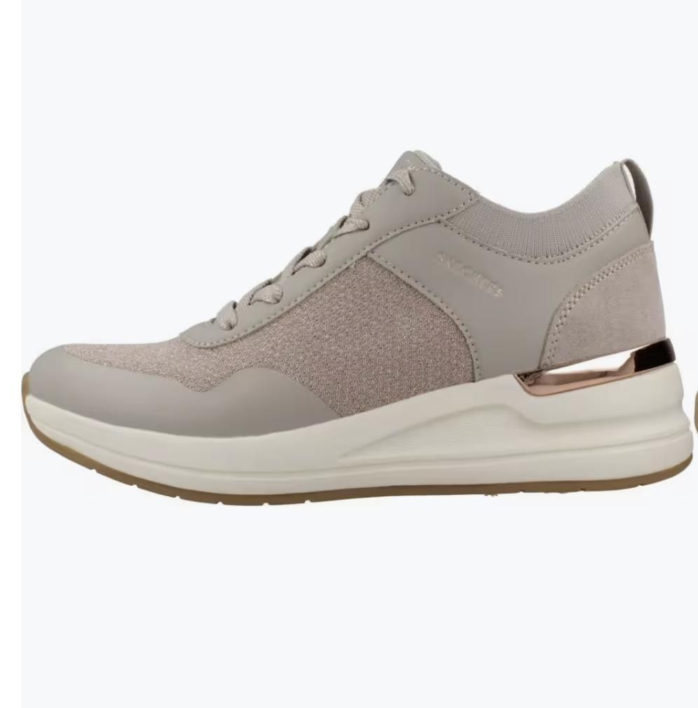 Brown Skechers coins baskets