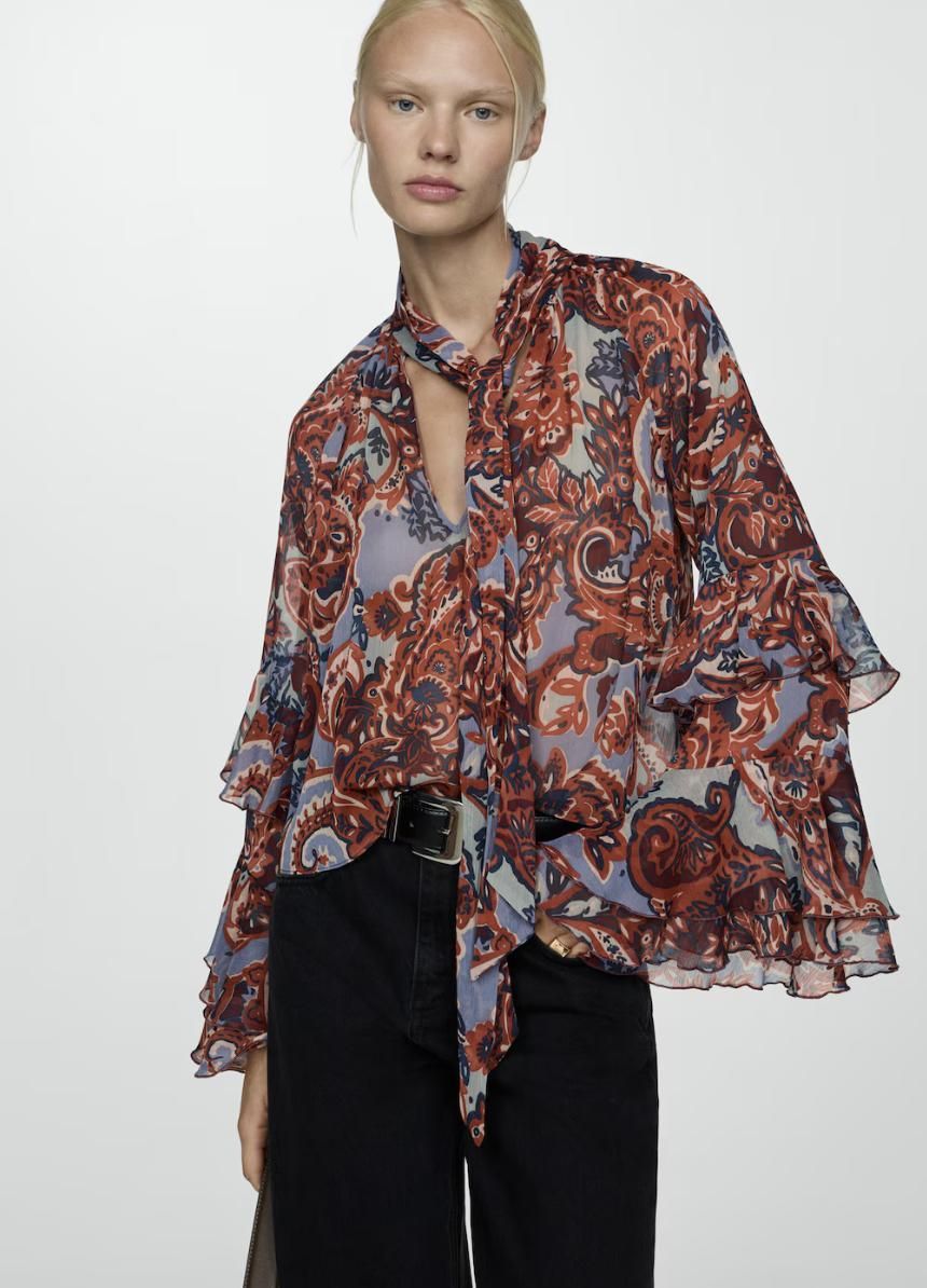 Chemisier piloté volant