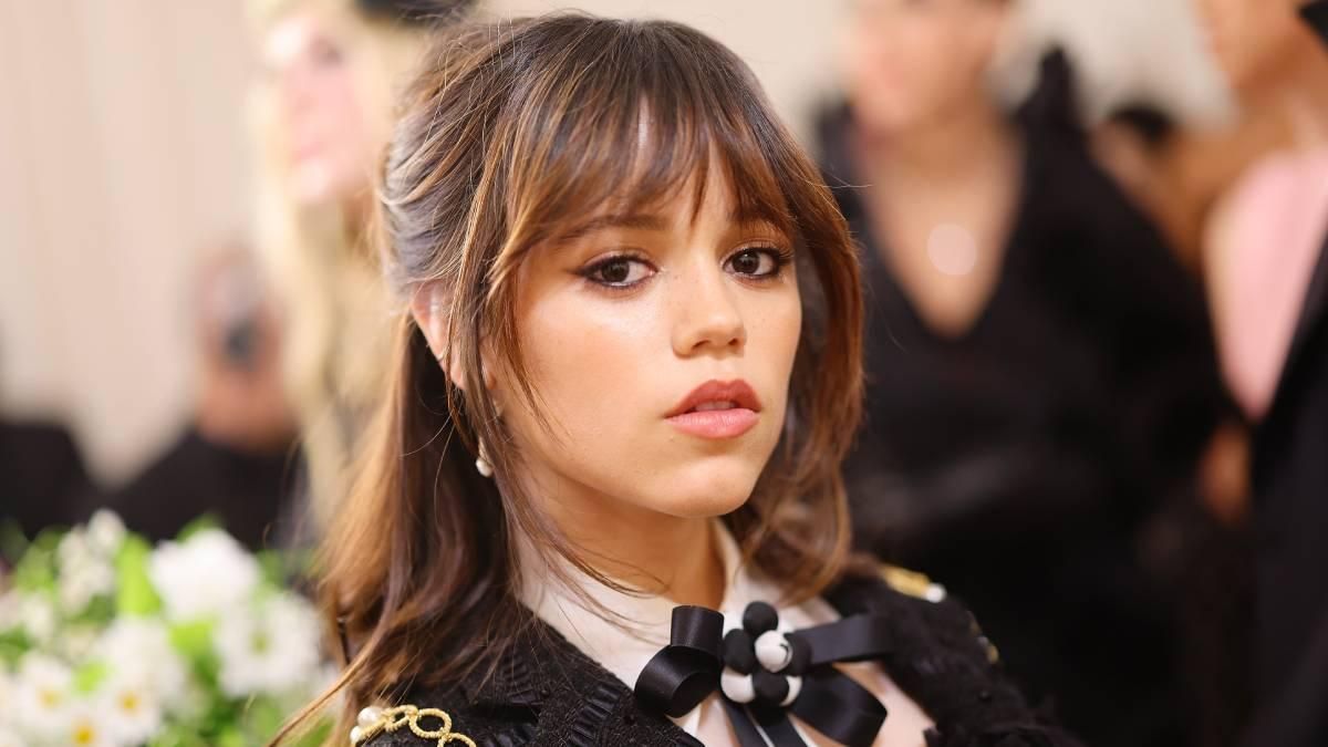 El flequillo Bunny Bangs es tu opción ideal si lo que quieres es cambiar de look de manera suave y dulcificar tus facciones