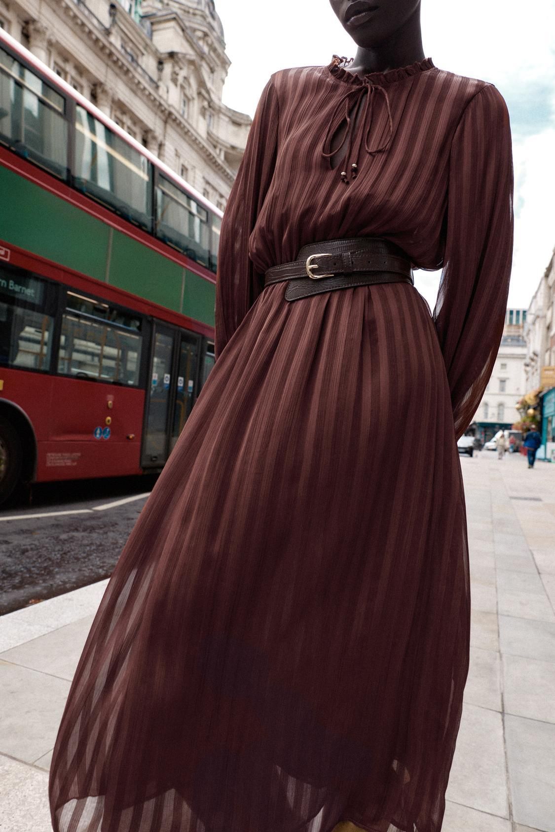 Robe à rayures de ceinture