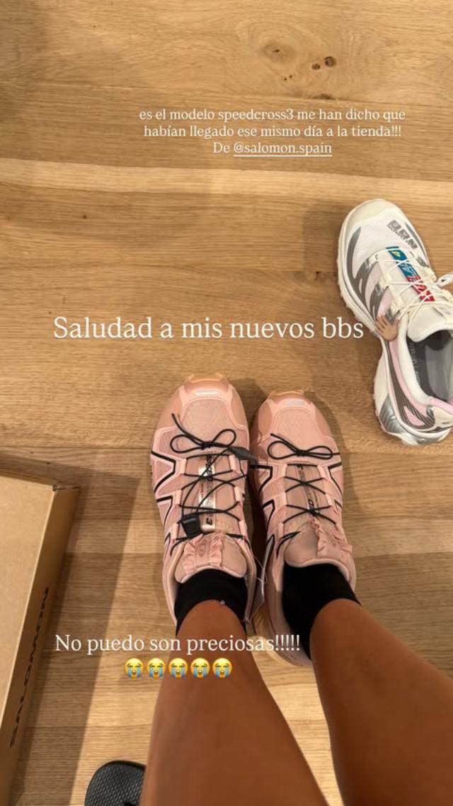 Anna Padilla est présentée à sa nouvelle Salomon