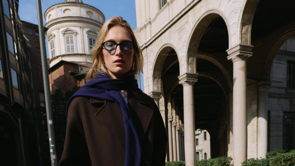 El abrigo más estiloso de zara cuesta menos de 60 euros y está disponible en cinco colores