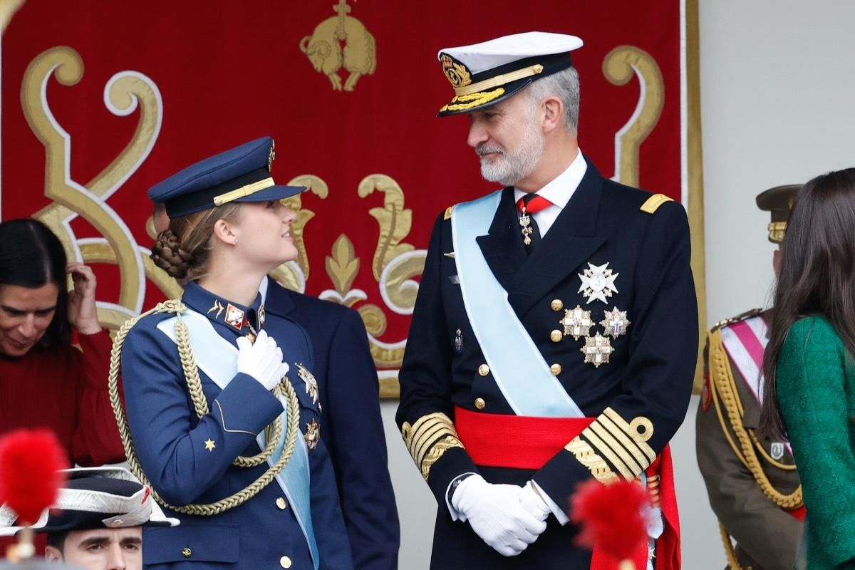 L'uniforme de la princesse Leonor pour Columbus Day