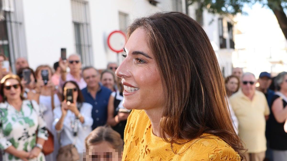 Lourdes Montes y Rocío Crusset desafían el otoño con estos vestidos de invitada para la boda de Alberto Herrera y Blanca Llandres