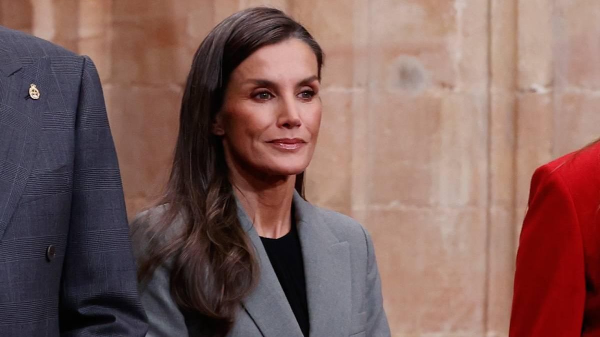 El look de la reina Letizia para la recepción a los premiados de los Princesa de Asturias 2025