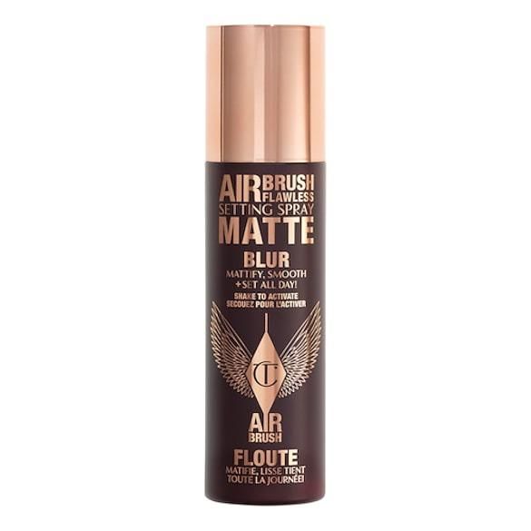Spray fixateur mat Airbrush Flawless, par Charlotte Tilbury