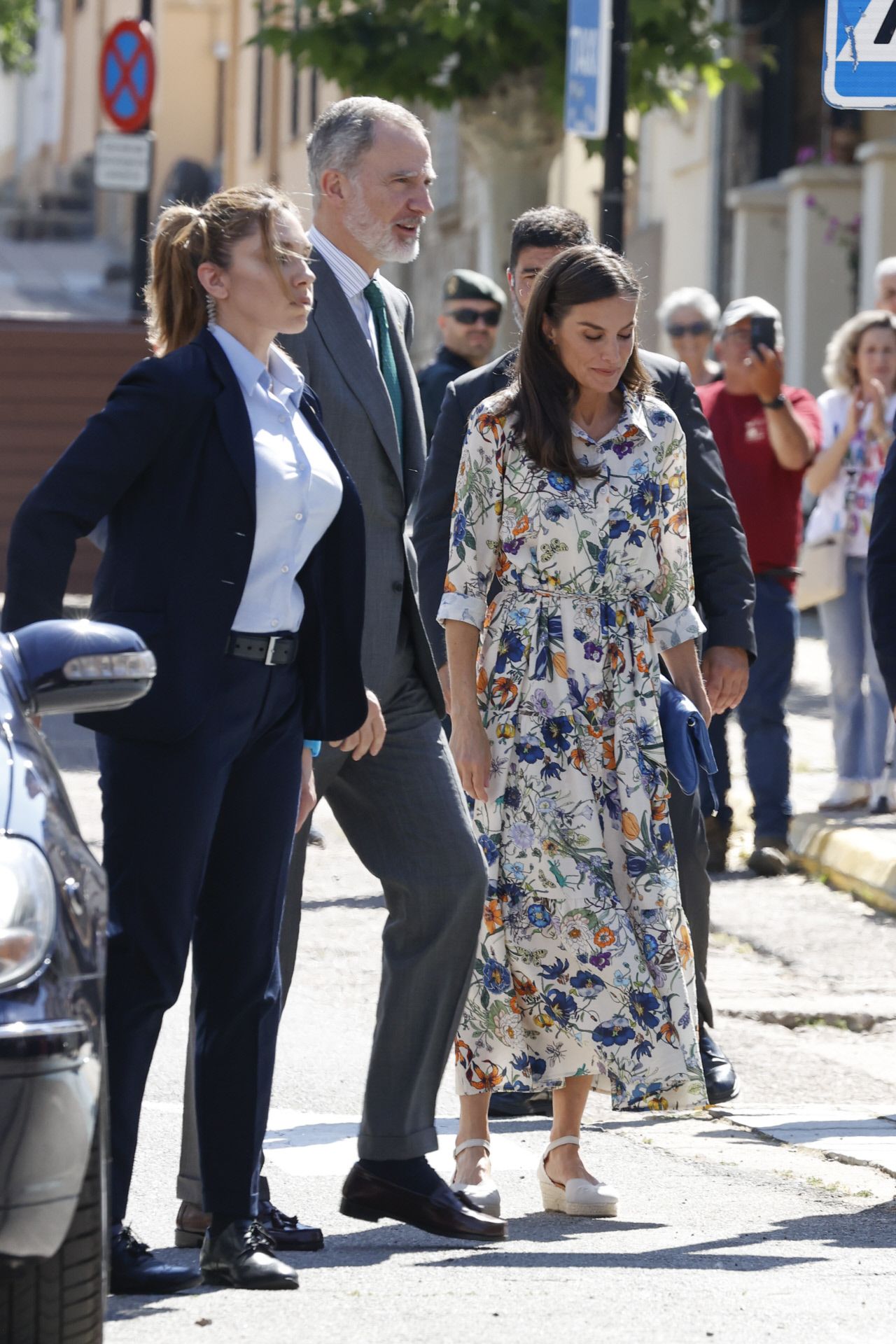 Le roi Felipe VI et la reine Letizia ont pris un bain collectif à leur arrivée à Guadalupe
