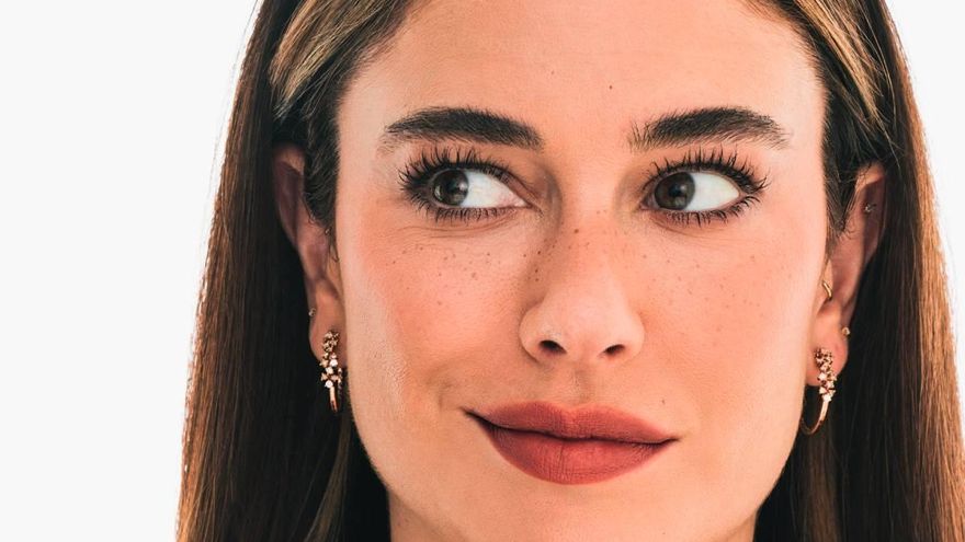 Blanca Suárez (36 ans): "Je ne produis pas au jour le jour et je me maquille généralement, mais pour un événement, j'aime risquer avec l'apparence et le changement de visage. Je vais toujours la même chose"