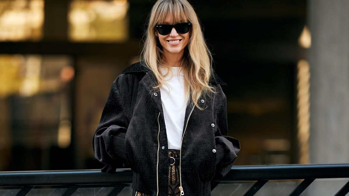Las faldas midi estampadas de Zara