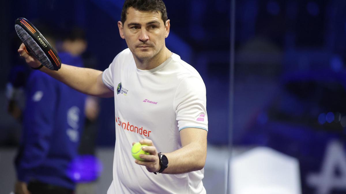 Iker Casillas (44 años): "Combino cardio, fuerza y pádel, y como más pescado que carne. Intento no comer hidratos"