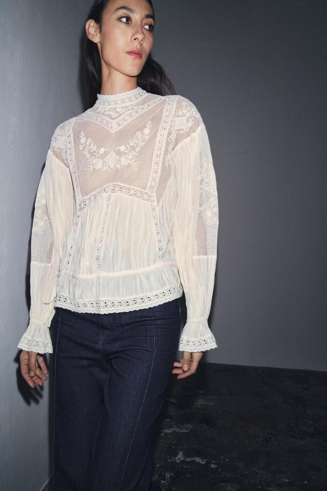 Blouse romantique en dentelle blanche