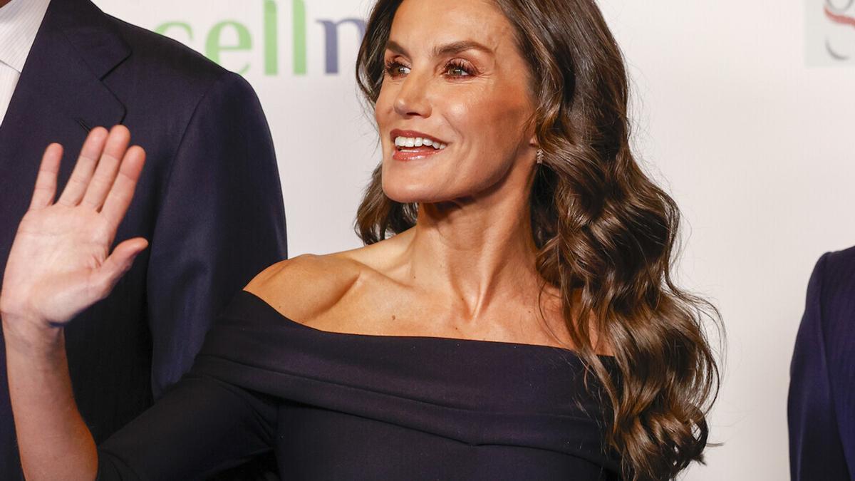 PDPAOLA y Singularu: las dos firmas de pendientes preferidas de la reina Letizia en 2025 a precios asequibles
