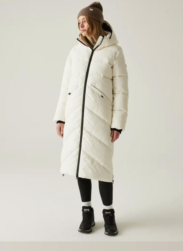 Doudoune longue blanche matelassée avec isolation thermique
