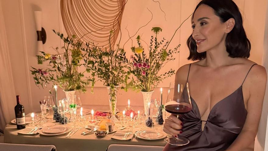 Hemos encontrado el vestido de cumpleaños de Tamara Falcó: un diseño lencero de Mango