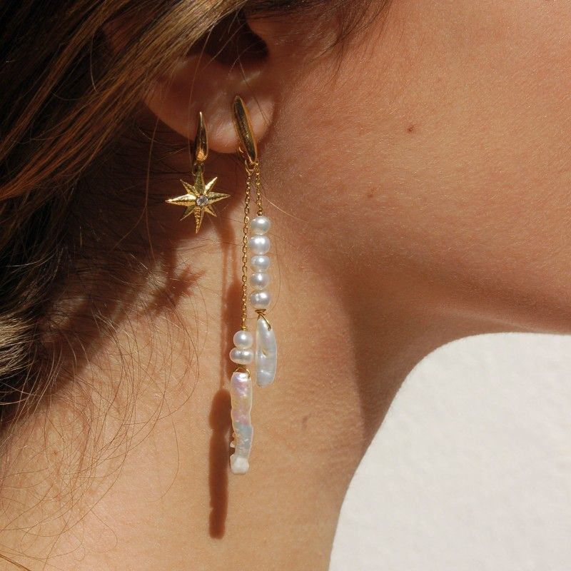 Boucles d'oreilles baroques perles et or