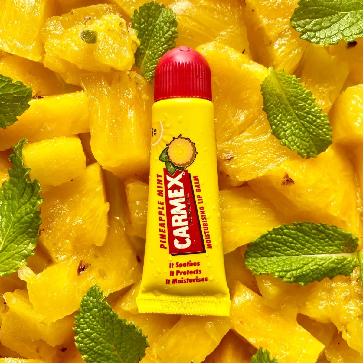 Le nouveau baume à lèvres à l'ananas de Carmex