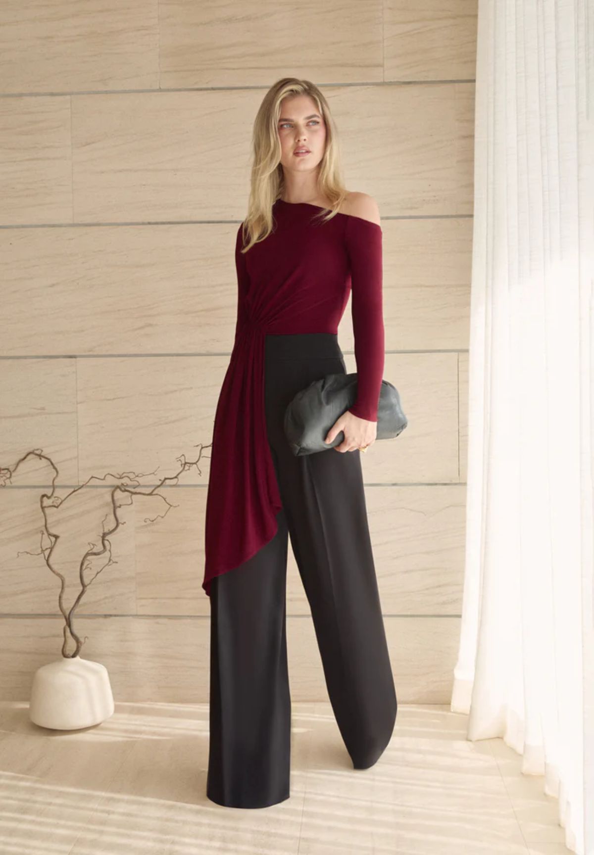 Le top Victoria qu'Ayuso a porté (89 euros).