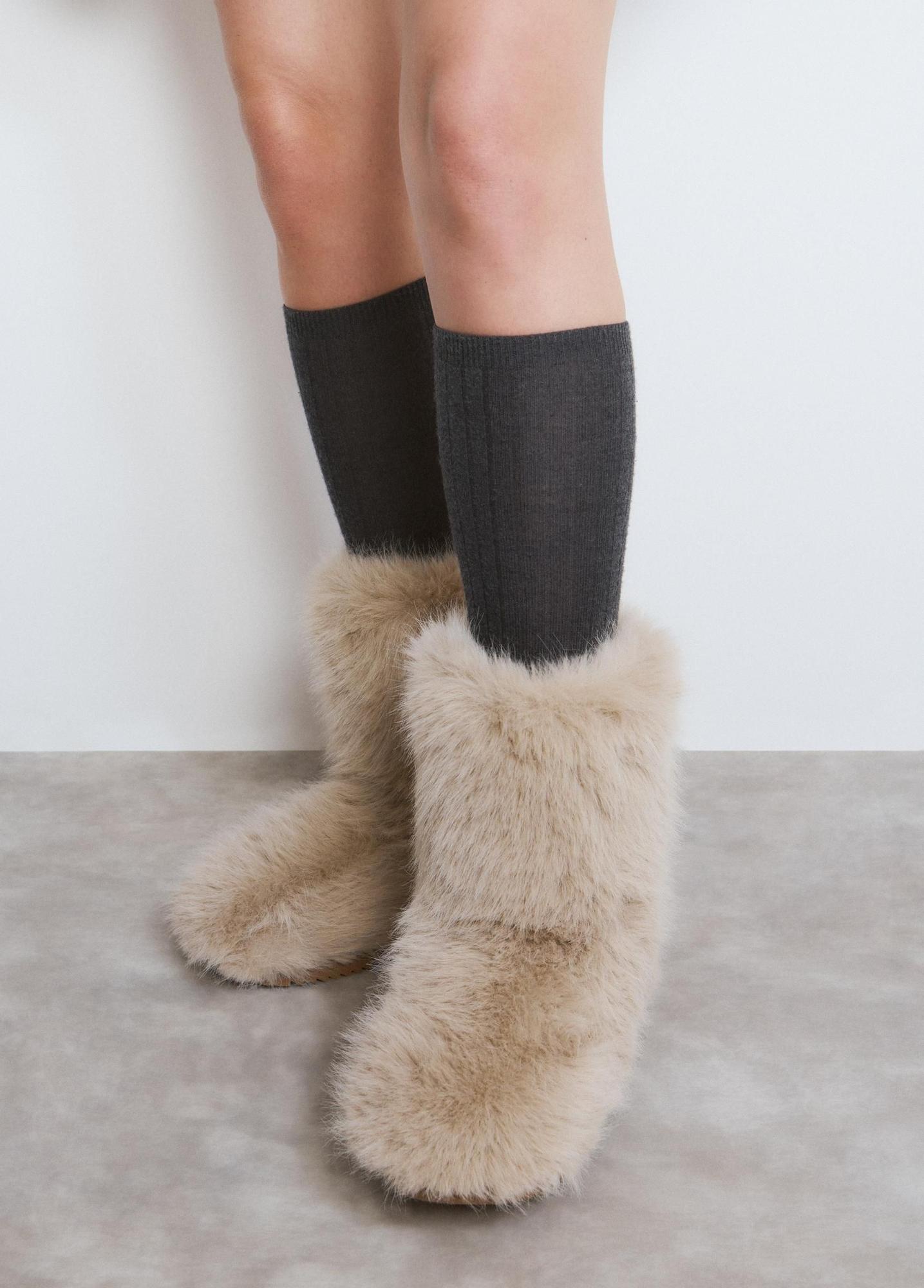 botte de ski en fourrure