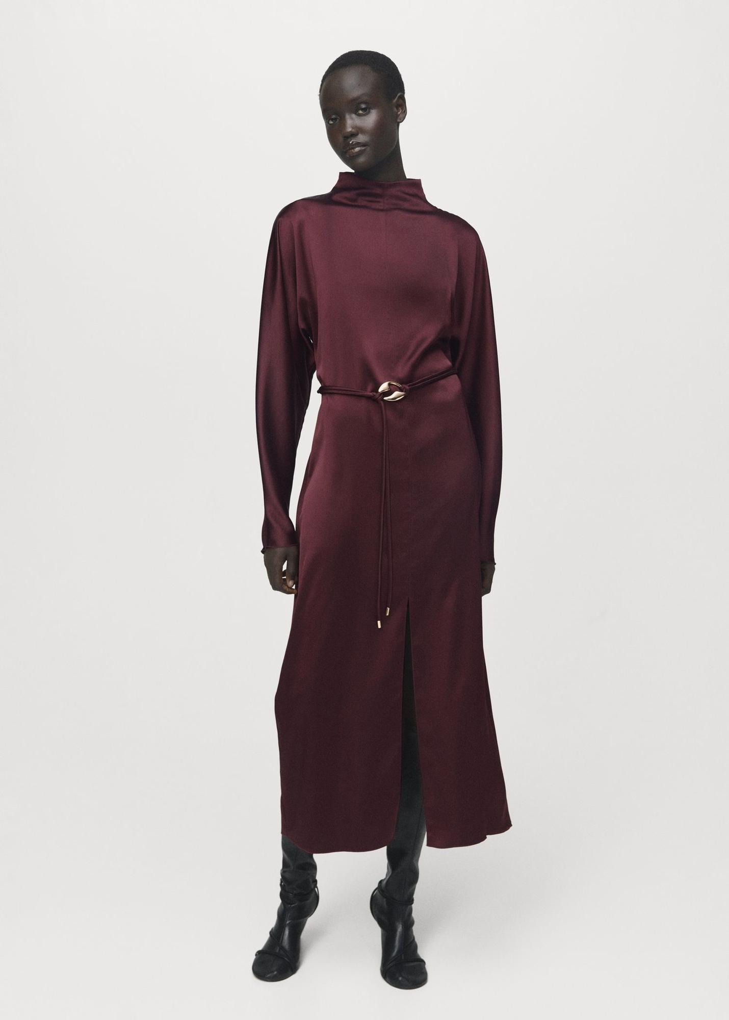 Robe manches longues en satin bordeaux