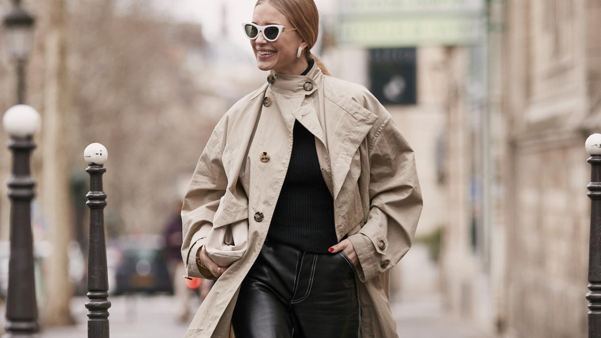 Colas kilométricas hoy en Zara por estos pantalones de cuero: son negros, cuestan menos de 30 euros y son los que mejor sientan
