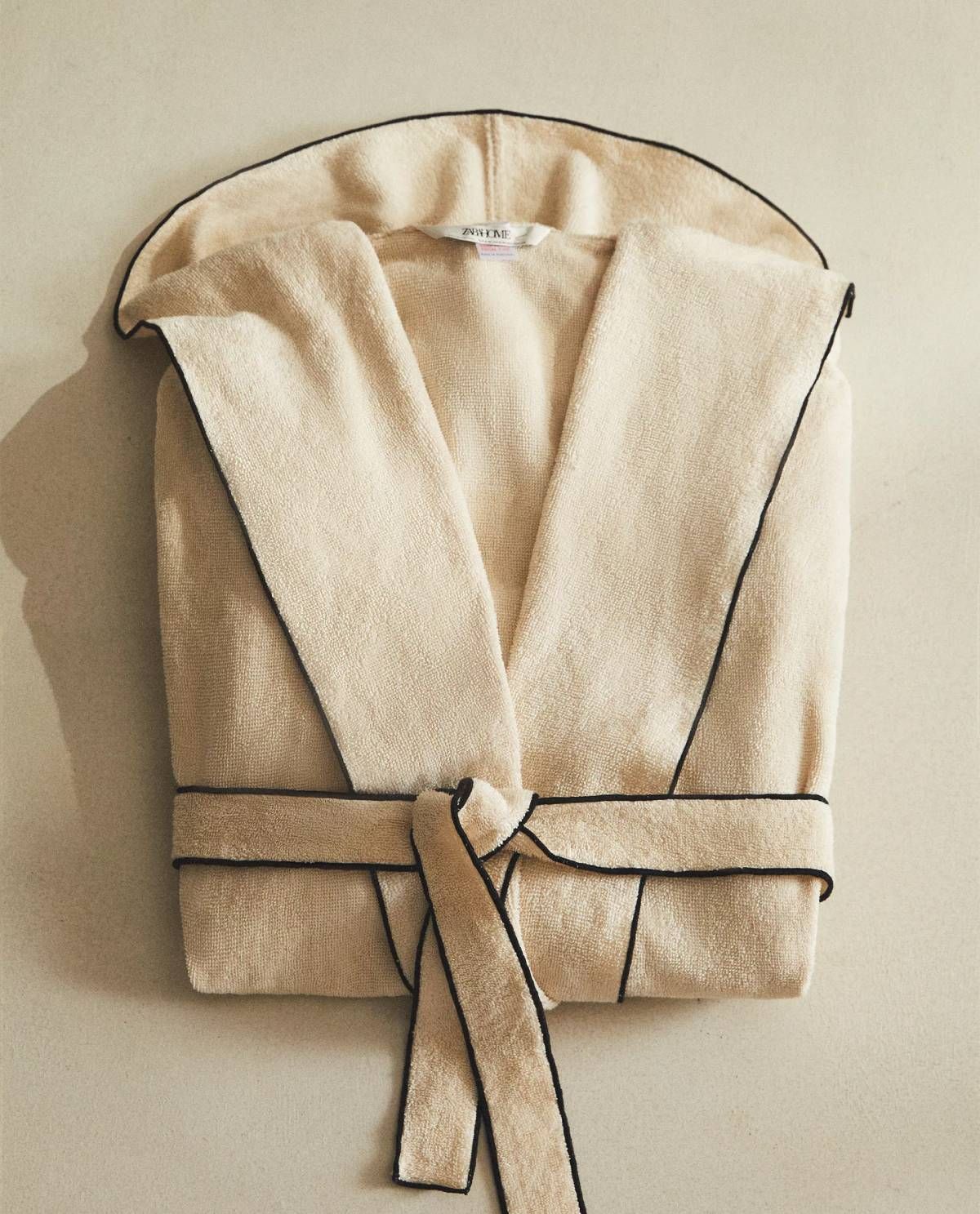 Peignoir personnalisable, de Zara Home