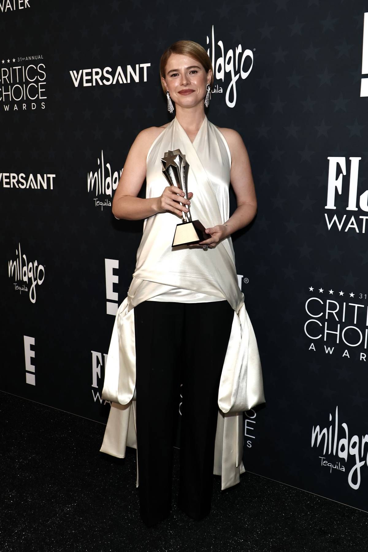 Jessie Buckley aux Critics Choice Awards 2026
