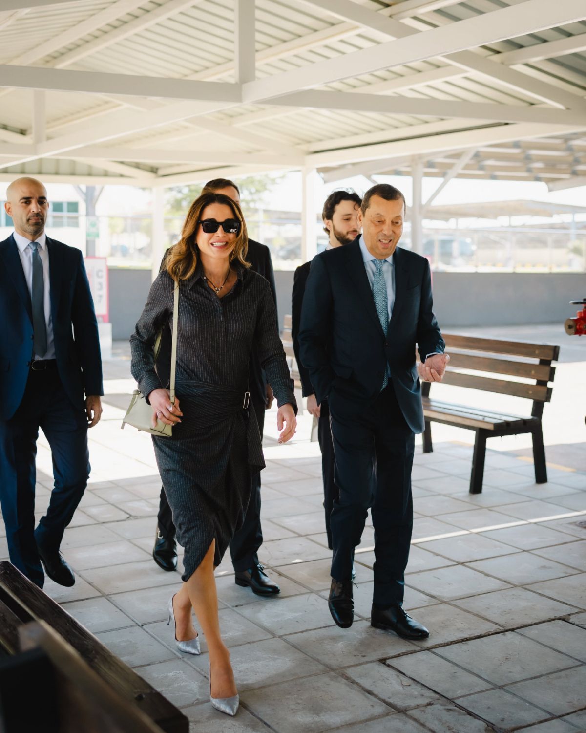 Rania de Jordanie lance une robe Isabel Marant.