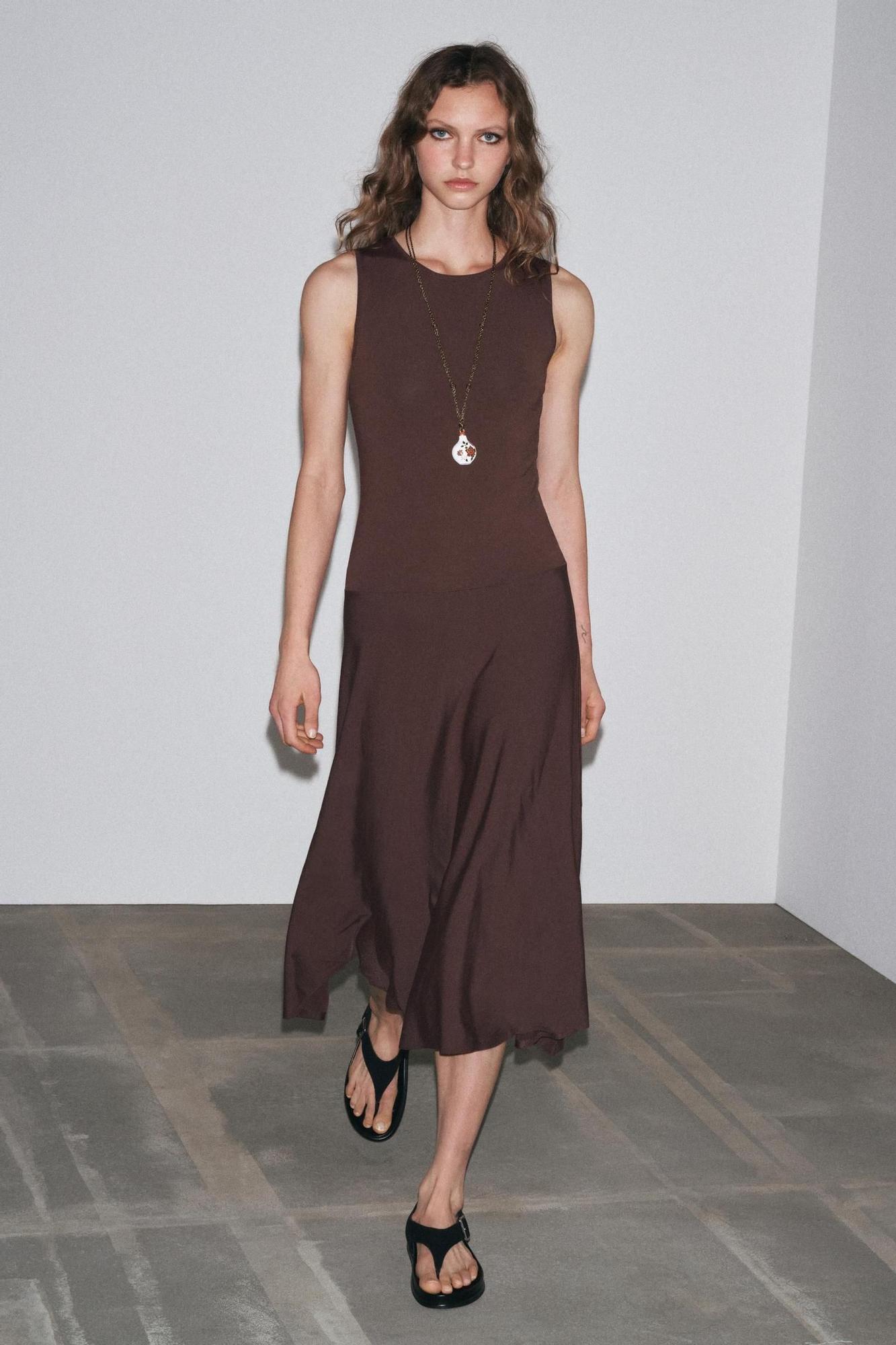 Robe midi en maille marron