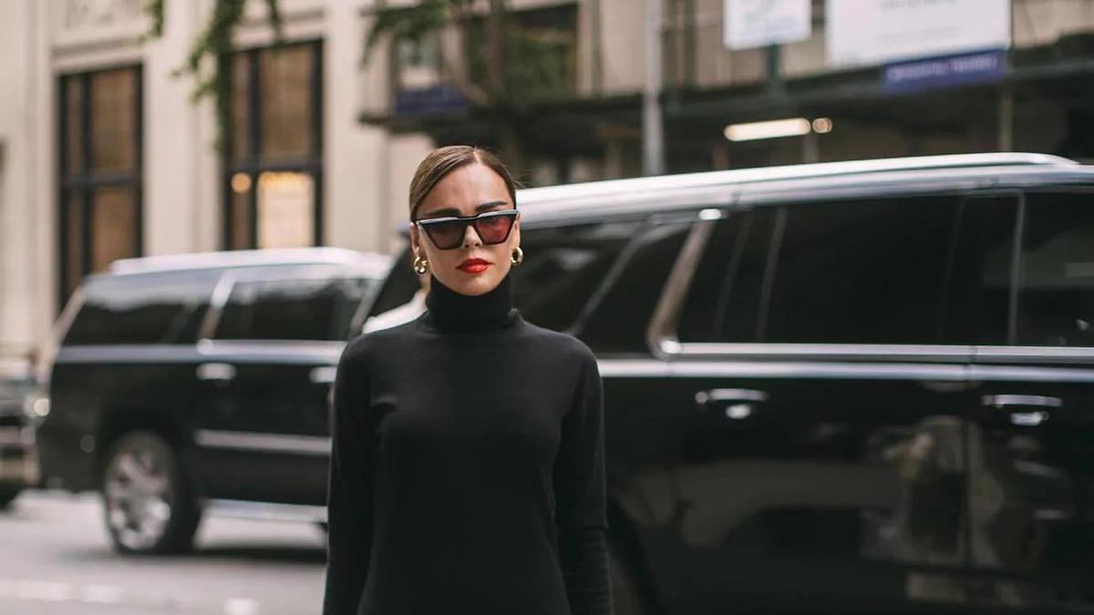 H&amp;M tiene el vestido de invierno más cómodo, calentito y estiloso para lucir los días de mucho frío: es de punto estilo jersey y perfecto para mujeres de todas las edades