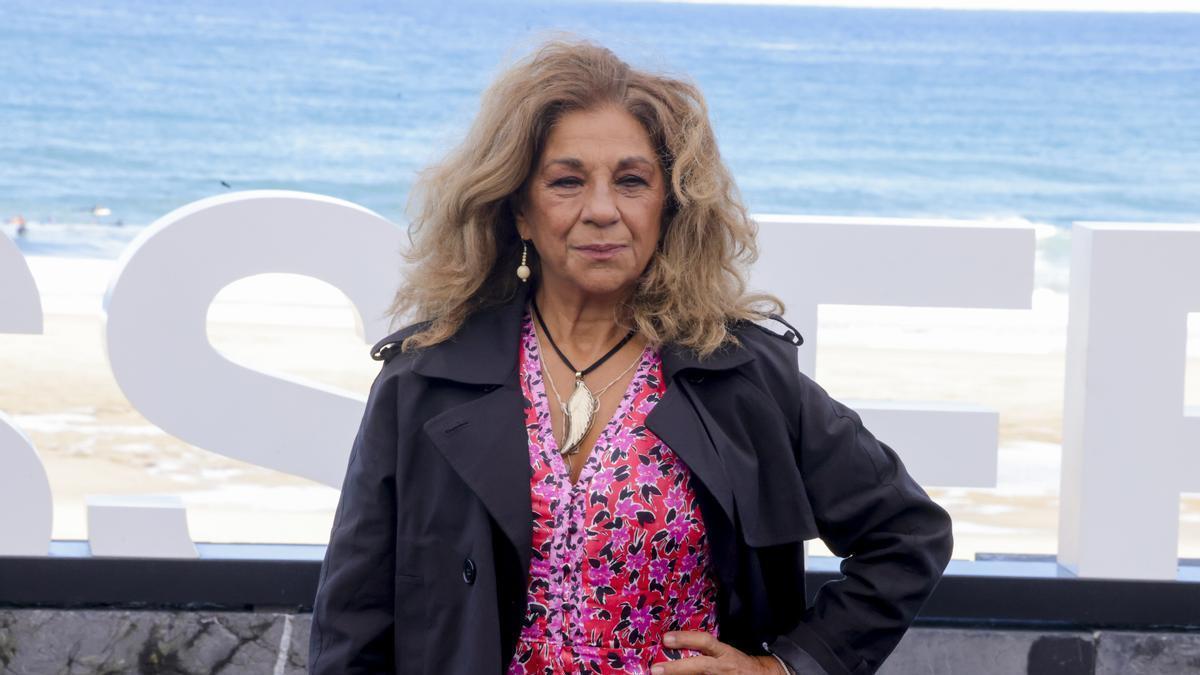 Lolita Flores (67 años): "Todos los días por la mañana me tomo un diente de ajo crudo y una tostada de pan integral con miel y canela, y no piso el gimnasio"