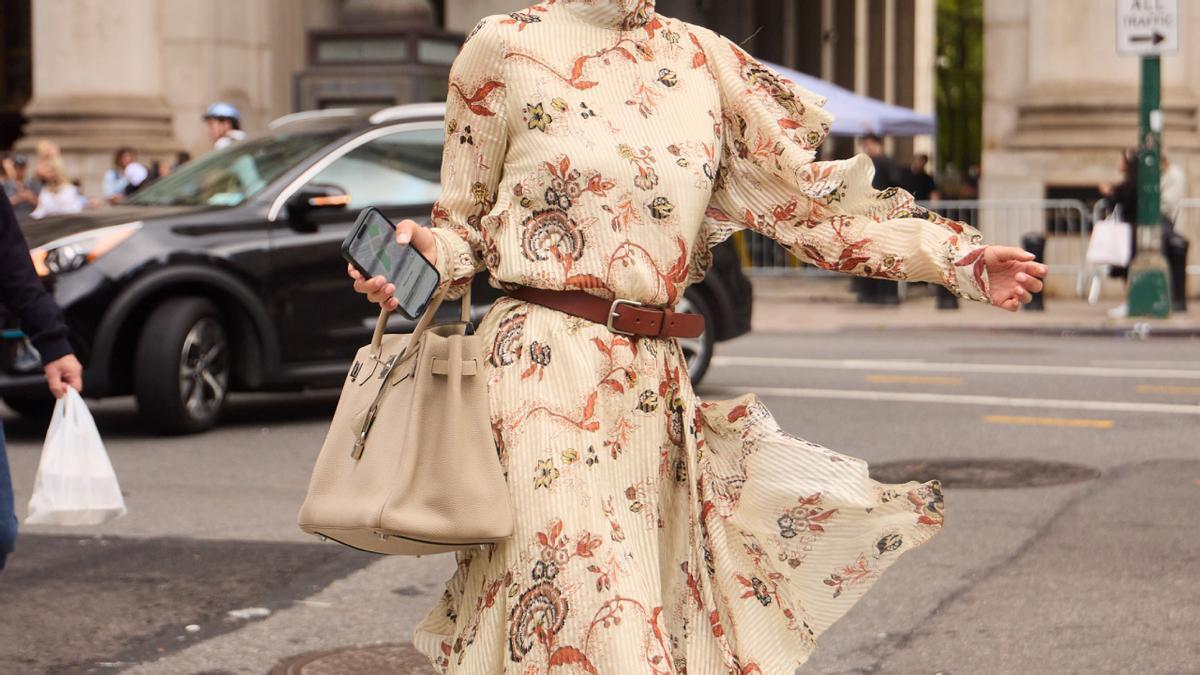 Vestidos de tendencia primavera 2026 de las rebajas de Zara
